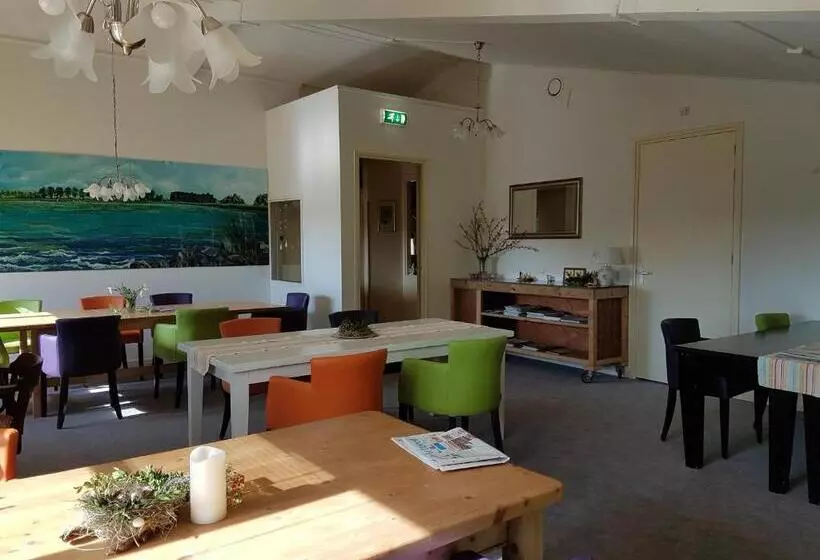 Aamiaismajoitus (B&B) De Sternhof