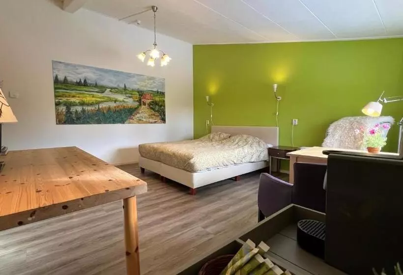 Aamiaismajoitus (B&B) De Sternhof