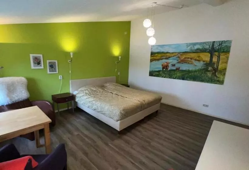 Aamiaismajoitus (B&B) De Sternhof