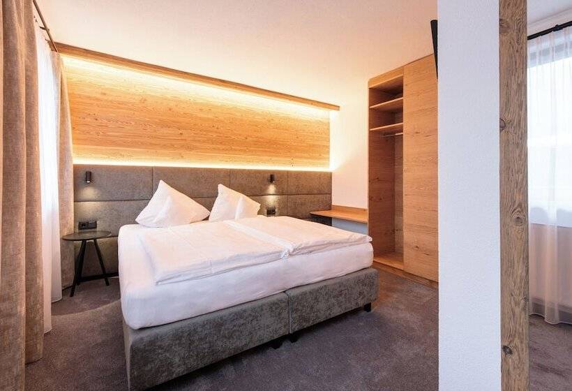 مبيت وإفطار Garni Feuerstein