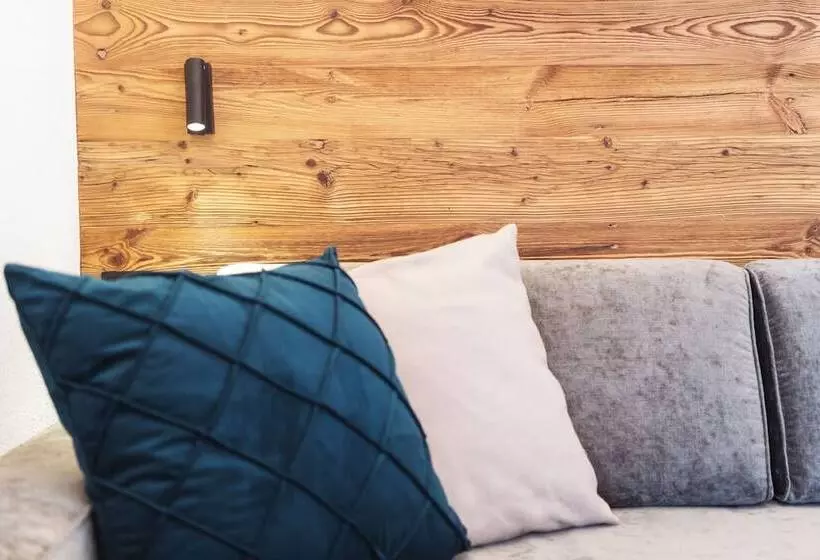 ベッドアンドブレックファースト Garni Feuerstein