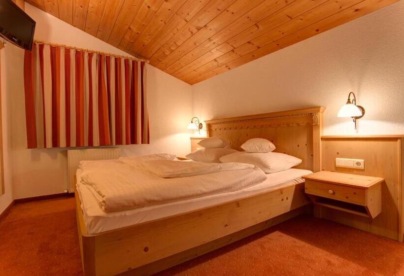 مبيت وإفطار Garni Feuerstein