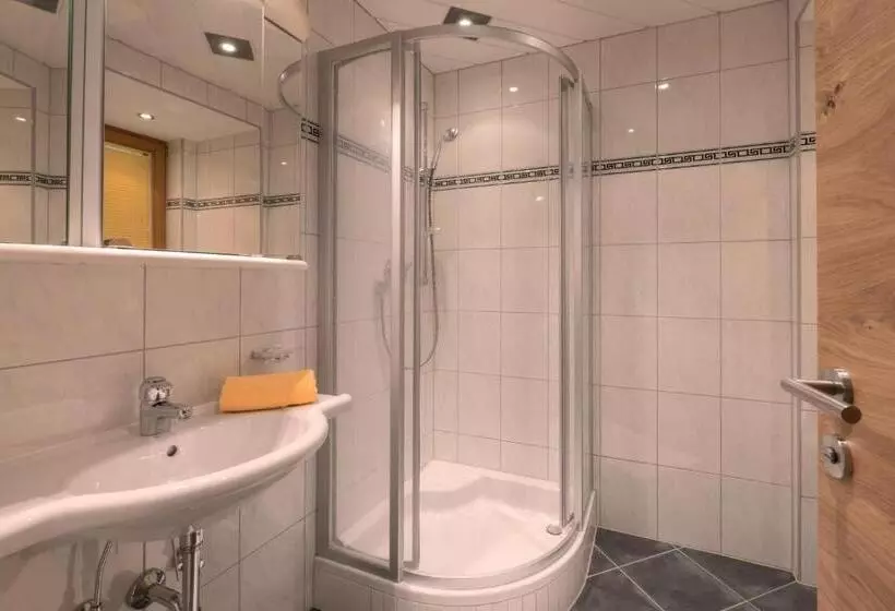 ベッドアンドブレックファースト Garni Feuerstein