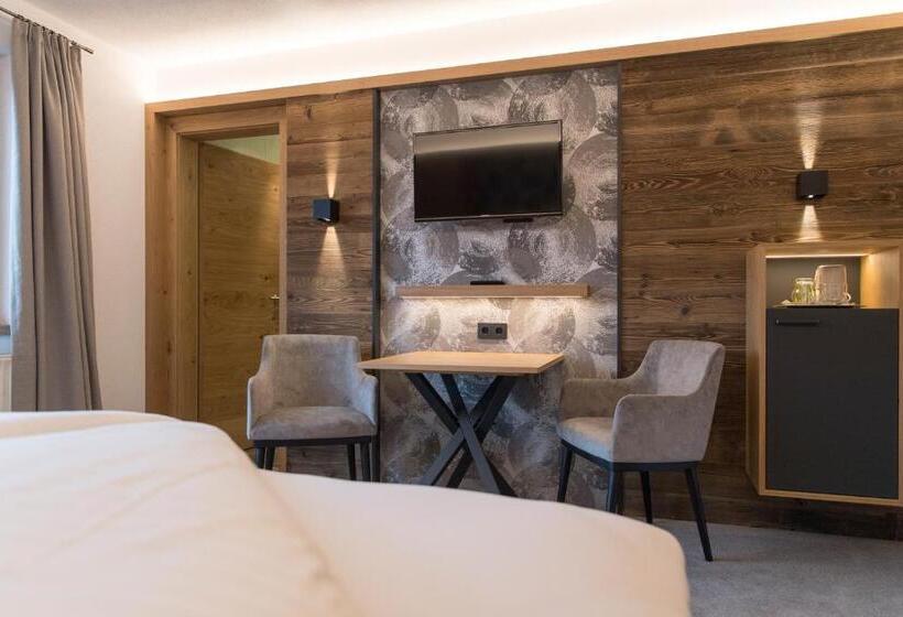 مبيت وإفطار Garni Feuerstein