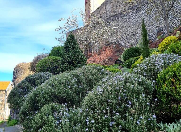 住宿加早餐  La Grande Maison á Chanteuges