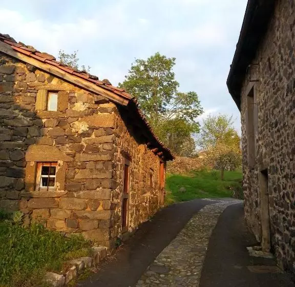 Aamiaismajoitus (B&B) La Grande Maison á Chanteuges