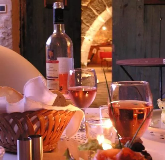 Aamiaismajoitus (B&B) La Grande Maison á Chanteuges