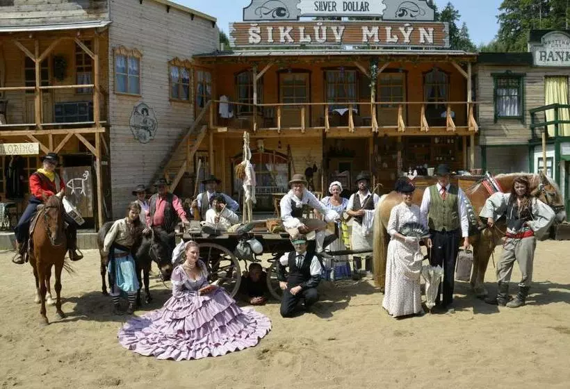 ホテル Ový Resort šikland