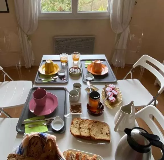 Le Relais Des Malettes Chambres D Hôtes B&b