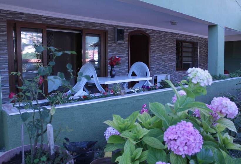 펜션 Boztepe Apart