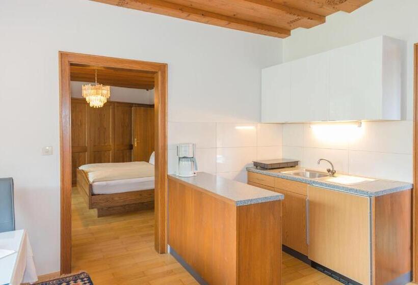 بنسيون Landhaus Tritscher