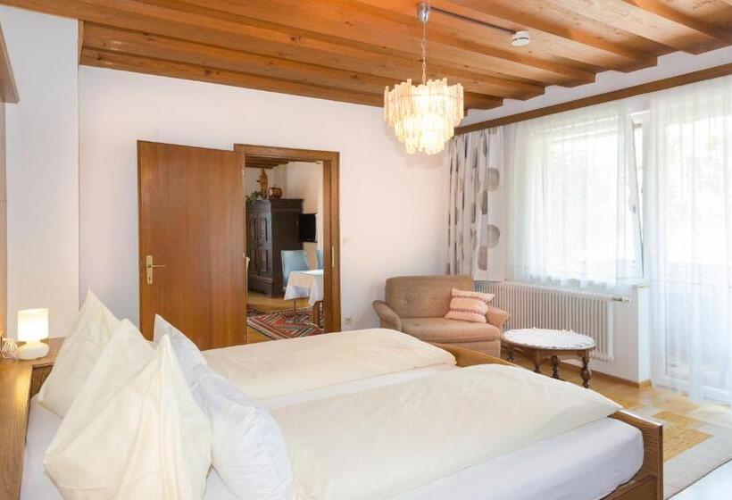 بنسيون Landhaus Tritscher