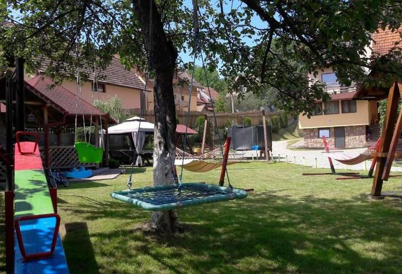 Pensiunea Sarah Bran