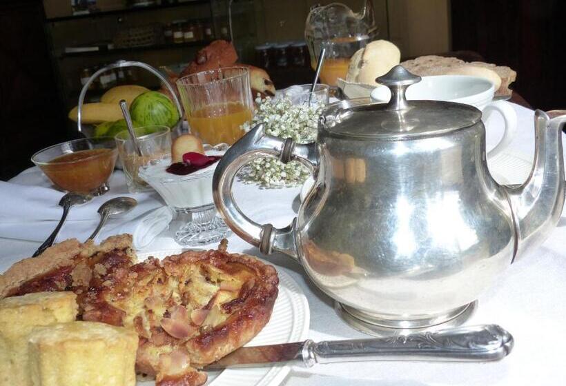 تختخواب و صبحانه Château Du Grand Jardin