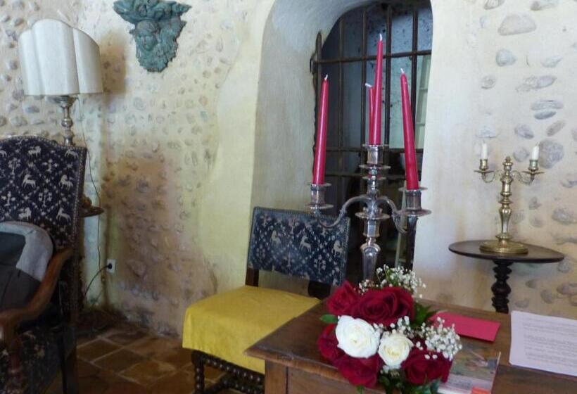 تختخواب و صبحانه Château Du Grand Jardin