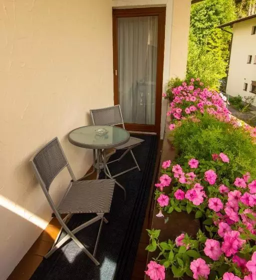 تختخواب و صبحانه Haus Josef