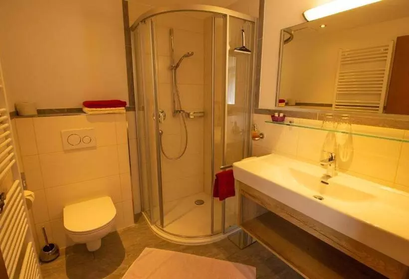 تختخواب و صبحانه Haus Josef