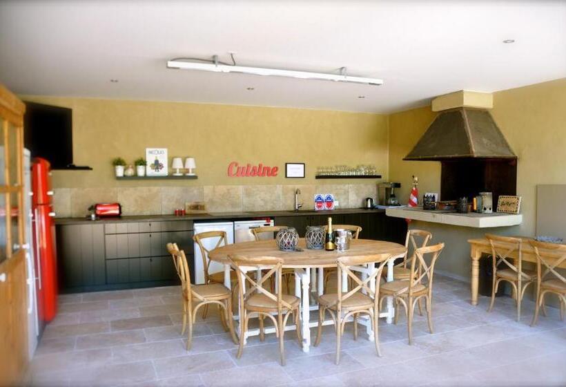 צימר Une Sieste En Luberon