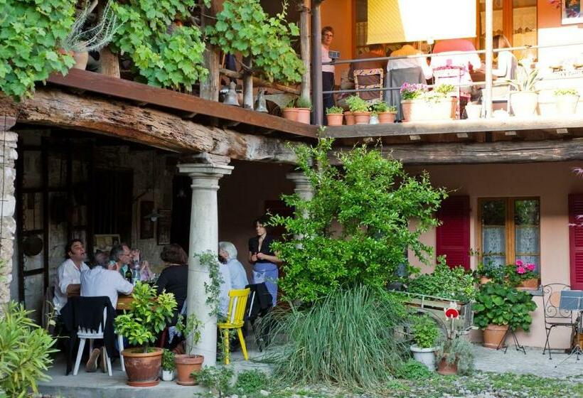 Charming B&b And Osteria La Crisalide