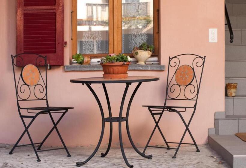 Charming B&b And Osteria La Crisalide