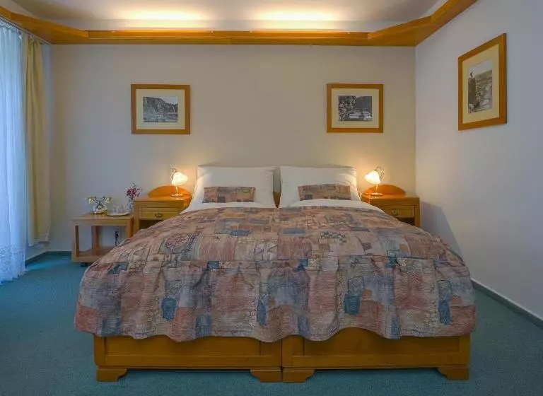 Hotel Praha