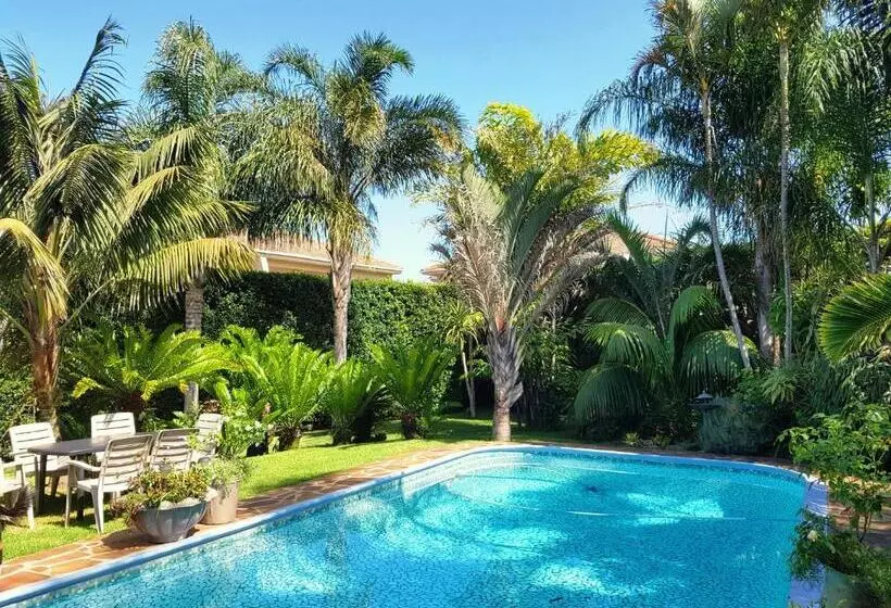 Kennington Palms B&b/self Catering
