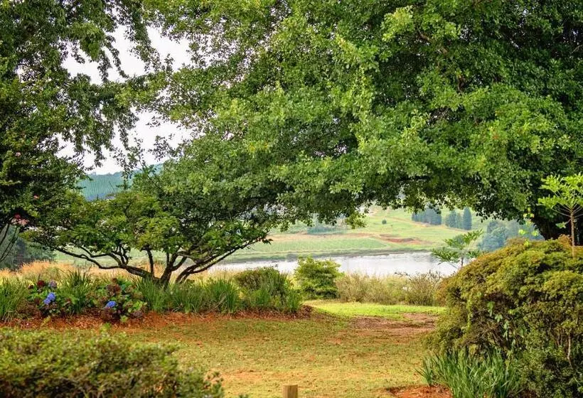 Majatalo Stanford Lake Lodge