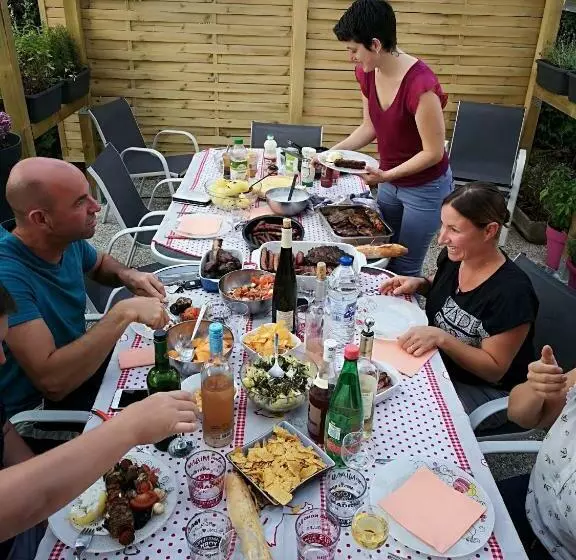 ベッドアンドブレックファースト Au Nid De Tillé