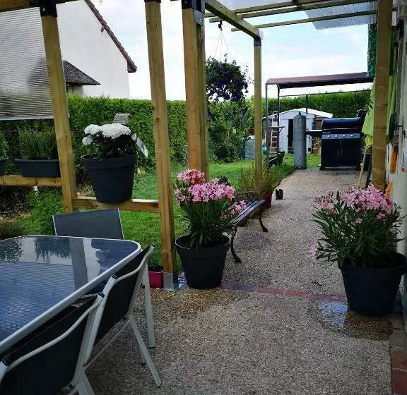 ベッドアンドブレックファースト Au Nid De Tillé