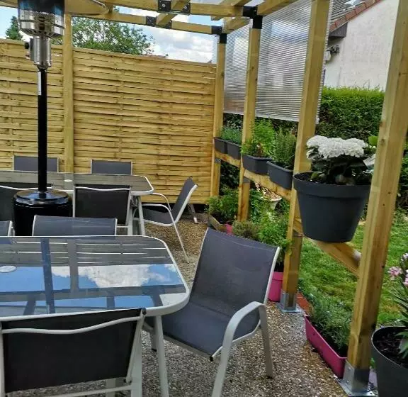 ベッドアンドブレックファースト Au Nid De Tillé