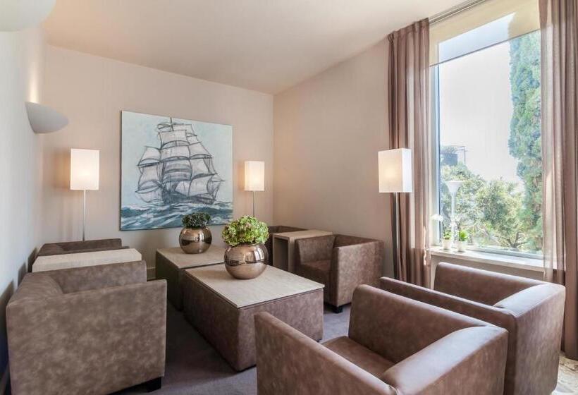 هتل Villa Tempesta