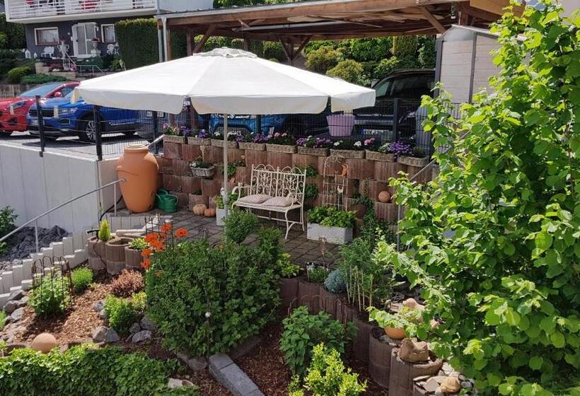 פנסיון Landhaus Julia