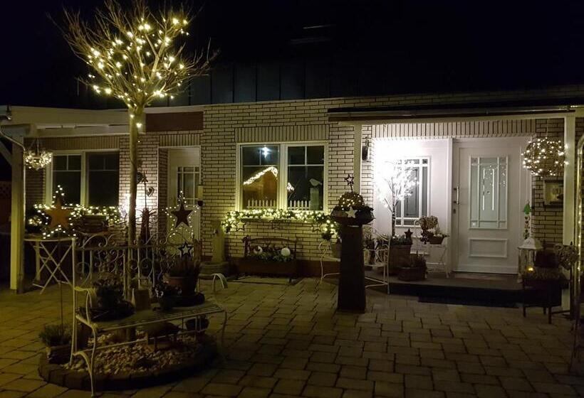 פנסיון Landhaus Julia