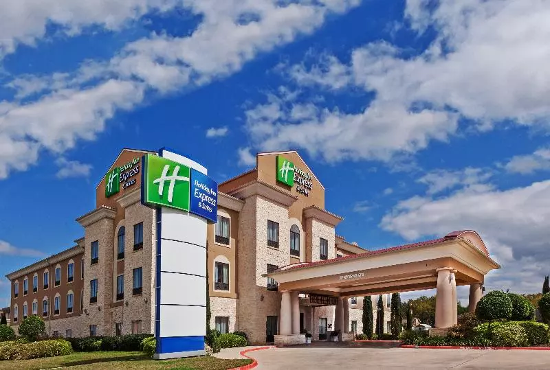 Holiday Inn Express Hotel & Suites Victoria By Ihg