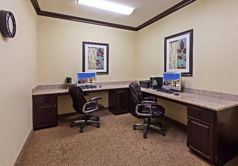 Holiday Inn Express Hotel & Suites Victoria By Ihg