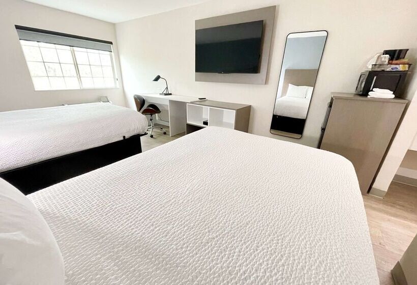 هتل Days Inn By Wyndham Arlington