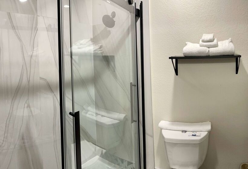 هتل Days Inn By Wyndham Arlington