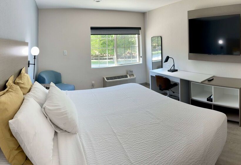 هتل Days Inn By Wyndham Arlington