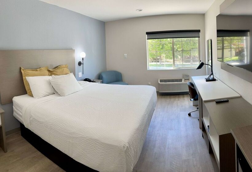 هتل Days Inn By Wyndham Arlington