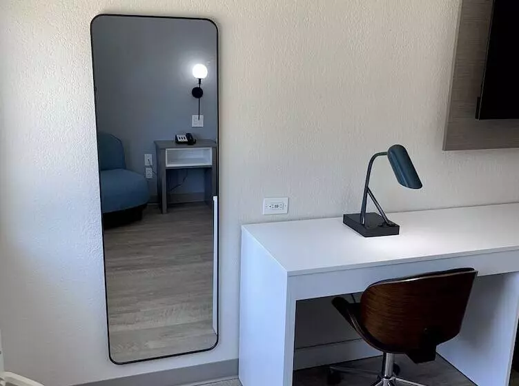 Hotel Days Inn By Wyndham Arlington