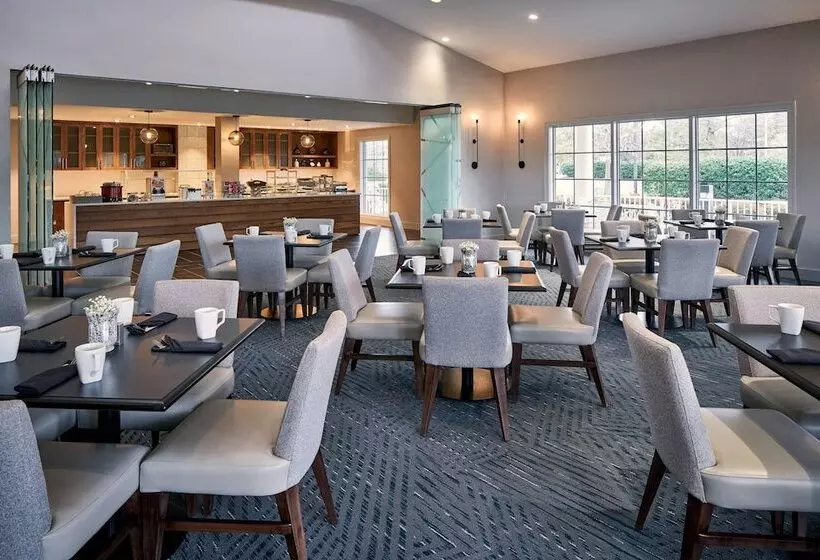 Delta Hotels By Marriott Norfolk Airport