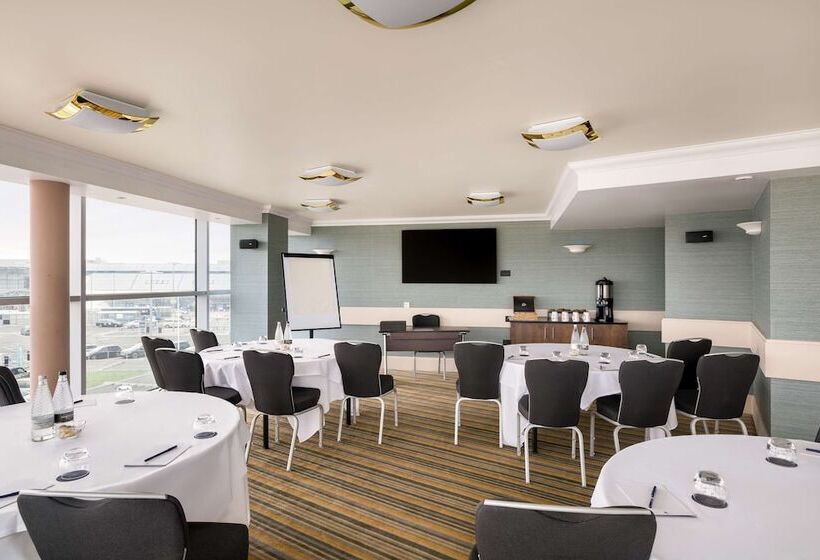 Doubletree By Hilton Hotel Newcastle International Airport