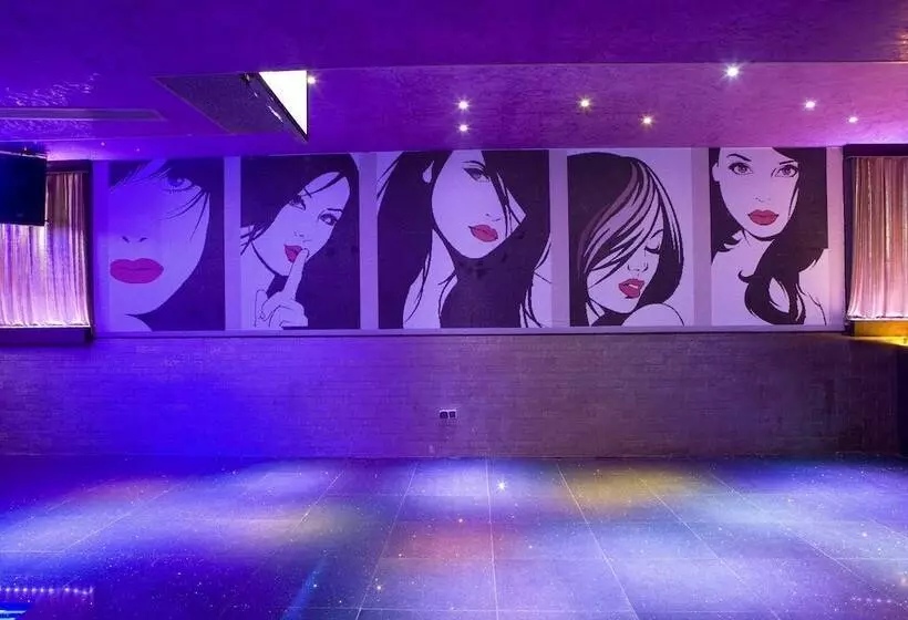 هتل Elite Crystal