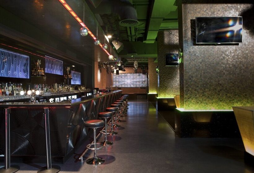 هتل Elite Crystal