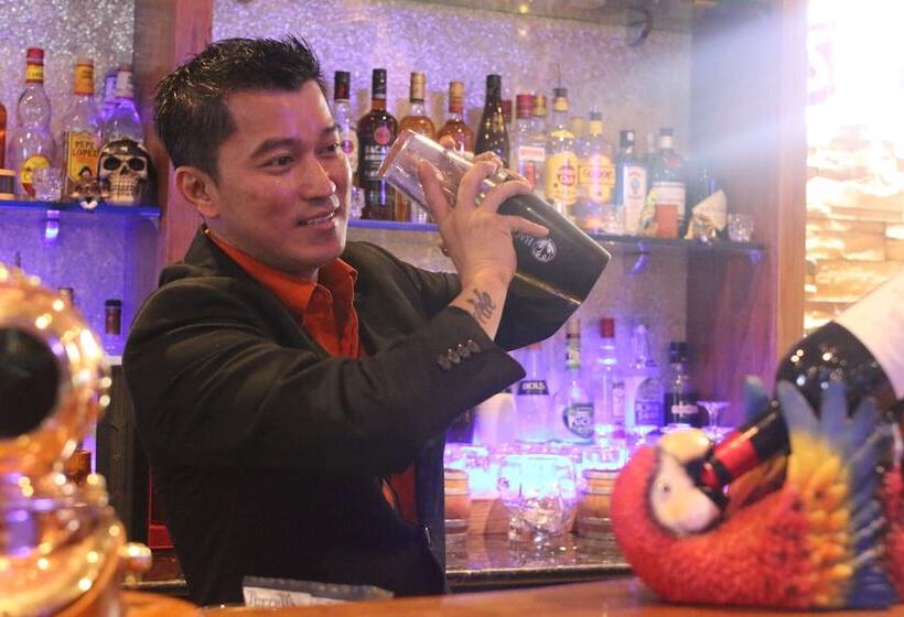 هتل Elite Crystal