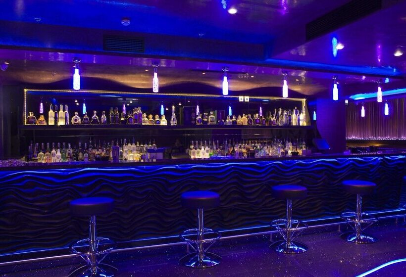 هتل Elite Crystal