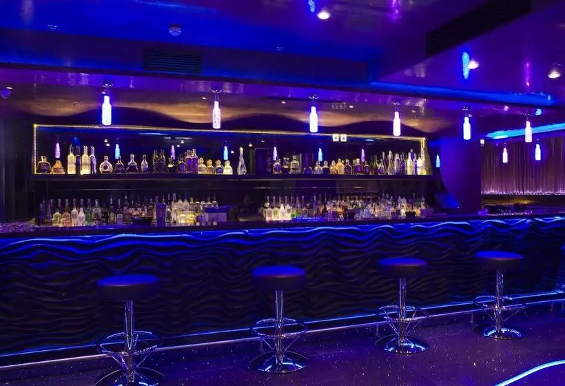 هتل Elite Crystal