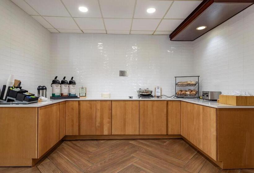 فندق Fairfield Inn & Suites Cherokee