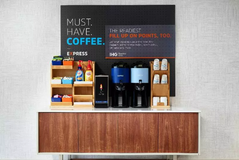 Holiday Inn Express Hotel & Suites Salem, An Ihg