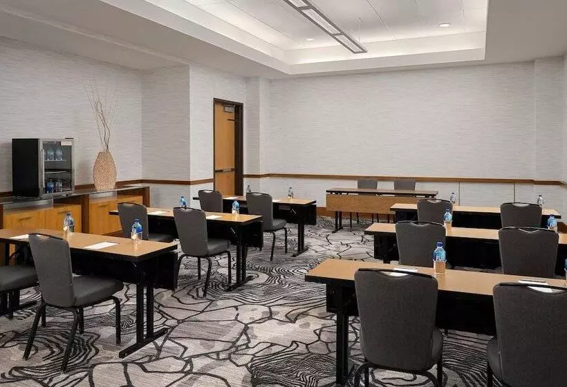 Отель Jw Marriott Indianapolis